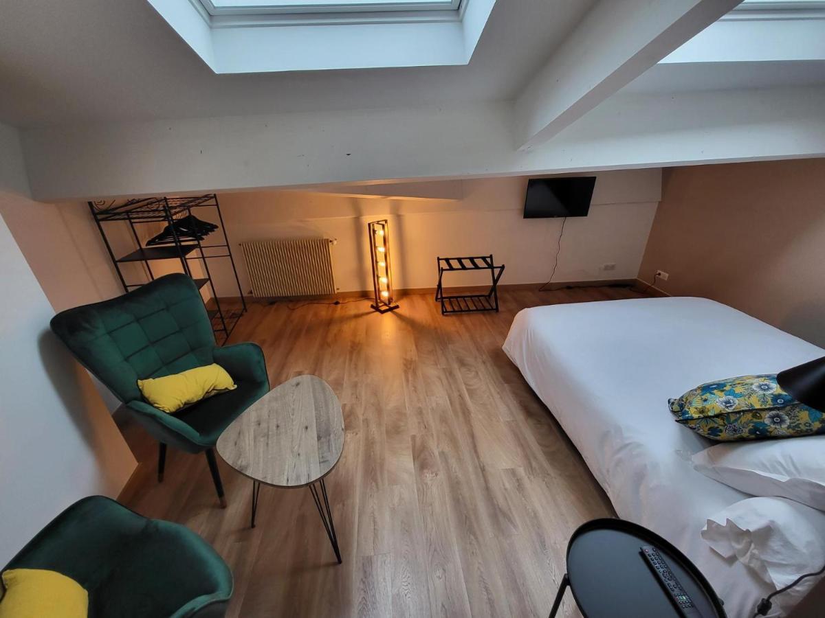 Au Clos Des Dely - Chambre D Hotes "Reference" Climatisee Mareuil  Exterior photo