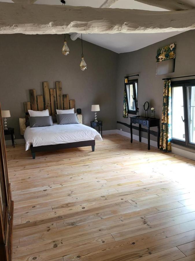 Au Clos Des Dely - Chambre D Hotes "Reference" Climatisee Mareuil  Exterior photo