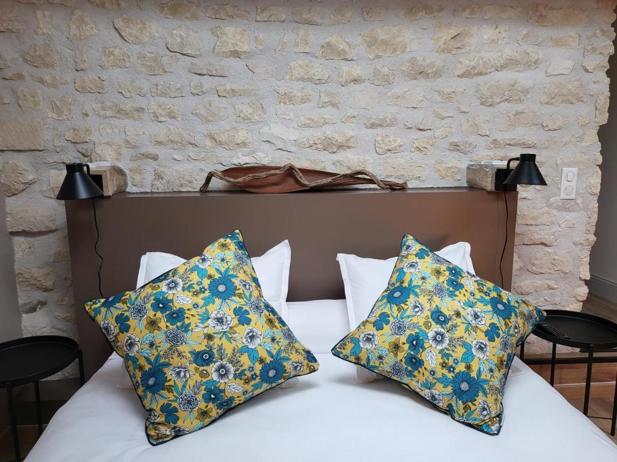 Au Clos Des Dely - Chambre D Hotes "Reference" Climatisee Mareuil  Exterior photo